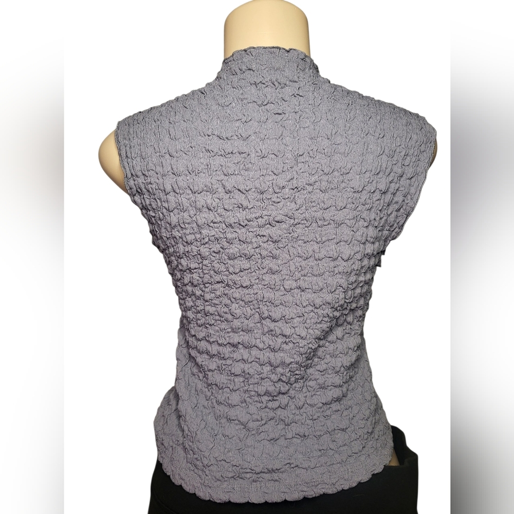 Zara Textured Gray Sleeveless Blouse - Picture 4 of 5